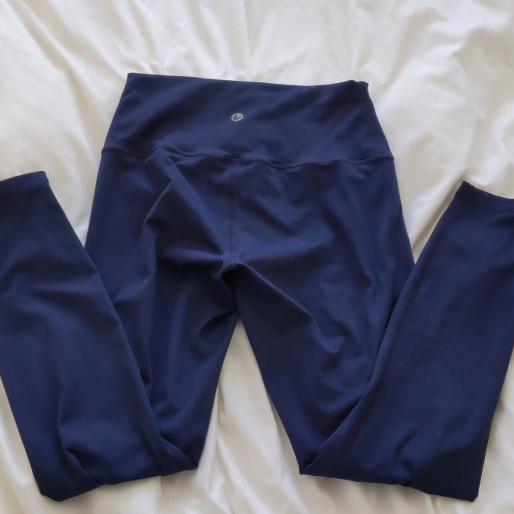 Navy leggings